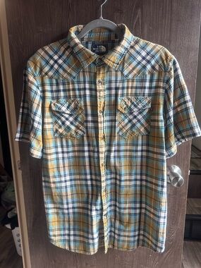 The North Face Men's Short-Sleeve Plaid Button-Down Shirt - Blue & Yellow